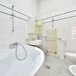 Budape House 10 דירה *