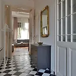 Budape House 10 * בודפשט