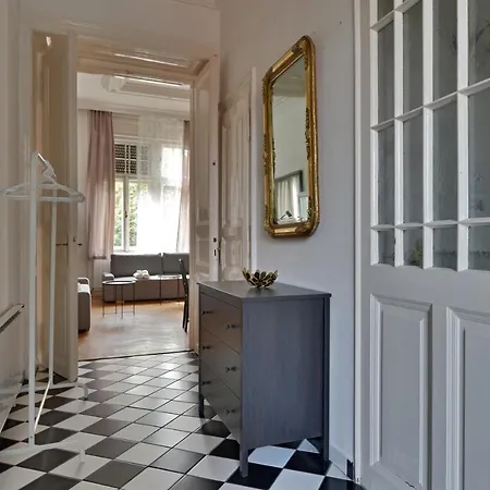 Budape House 10 * Budapeszt
